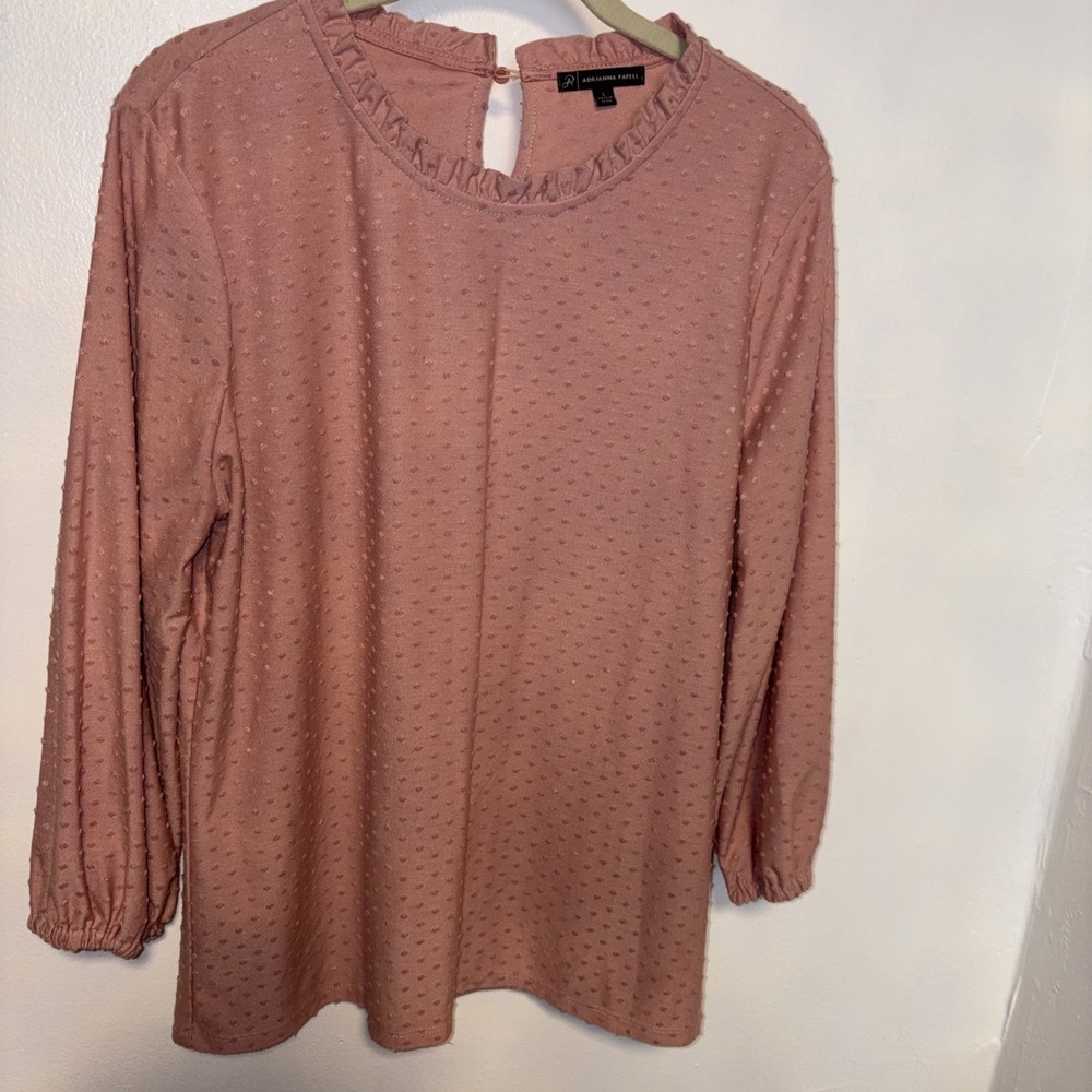 Adrianna Papell women's blouse size M collared long sleeve Textured print